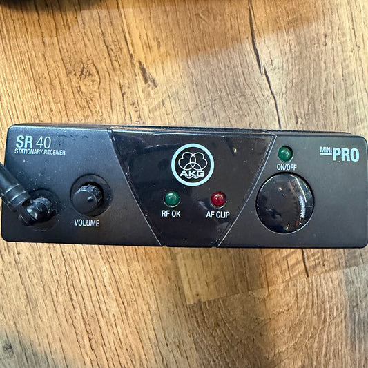 USED AKG SR40 Wireless Microphone System with HT40