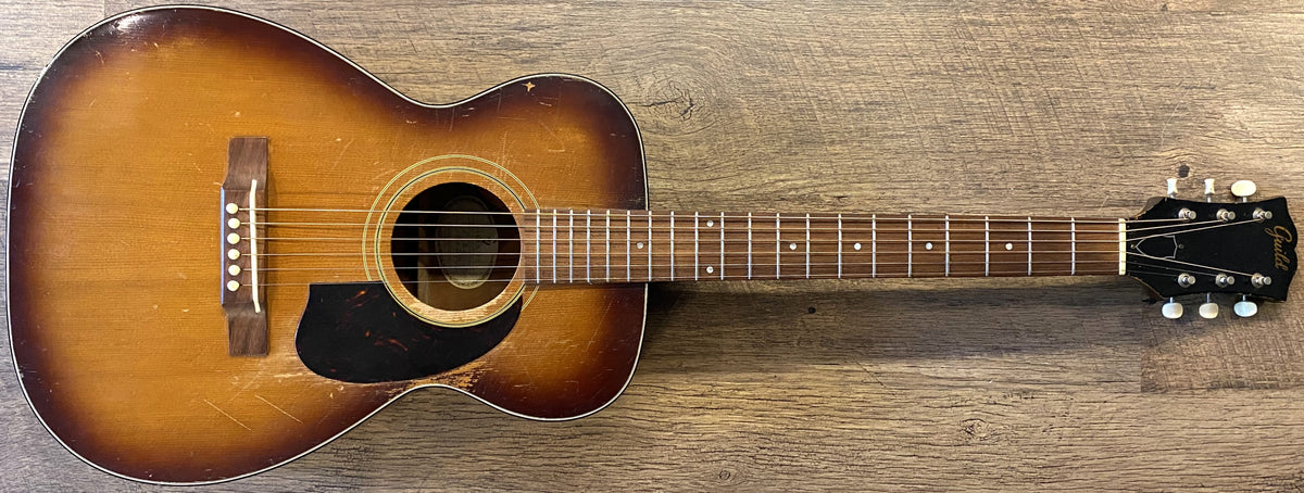 VINTAGE 1961 Guild F-20 Troubadour Sunburst Acoustic Guitar with Original Case