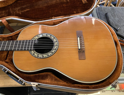 USED 1979 Ovation Model 1613 Classic Natural Gloss Finish Classical Nylon-String Acoustic-Electric Guitar with Original Hardshell Case