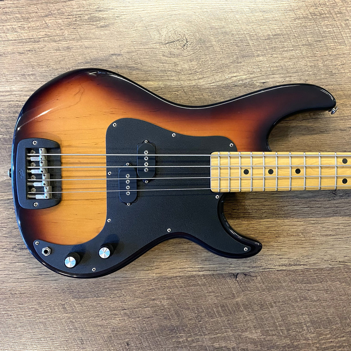 USED 1989 G&L SB-1 Gloss 3-Tone Sunburst Finish Electric Bass Guitar with Hardshell Case