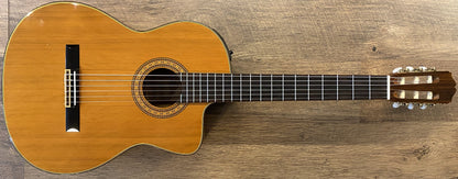Takemine TC132SC Natural Gloss Finish Classical Nylon-String Acoustic Electric Guitar with Hardshell Case & Guitar Stand