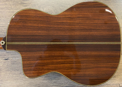 Takemine TC132SC Natural Gloss Finish Classical Nylon-String Acoustic Electric Guitar with Hardshell Case & Guitar Stand
