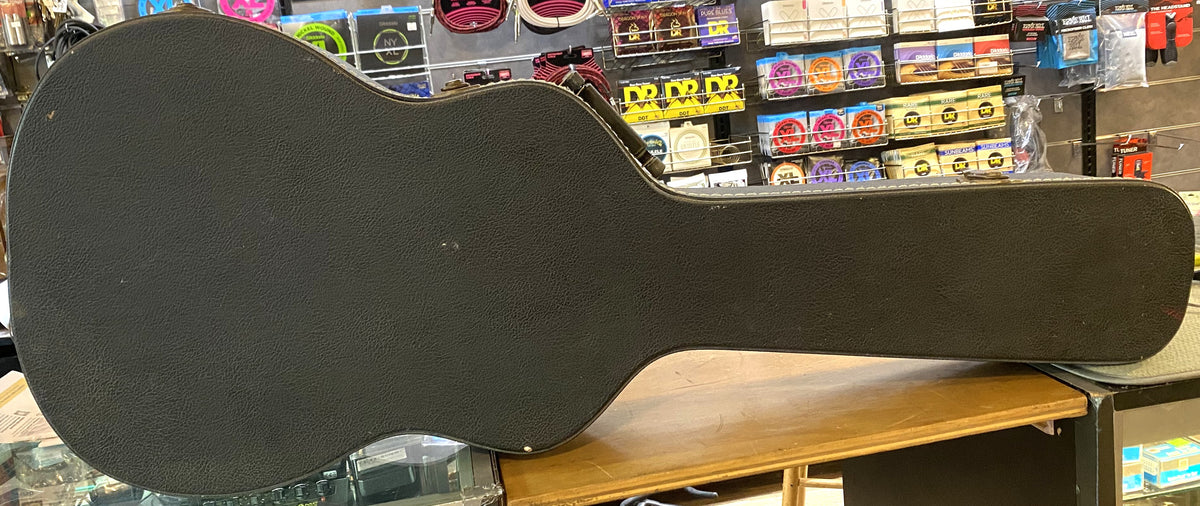 Takemine TC132SC Natural Gloss Finish Classical Nylon-String Acoustic Electric Guitar with Hardshell Case & Guitar Stand