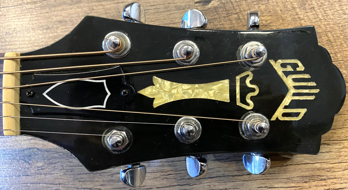 USED 1995 Guild F-30 Orchestra Model Natural Gloss Finish Acoustic-Electric Guitar with Original Hardshell Case