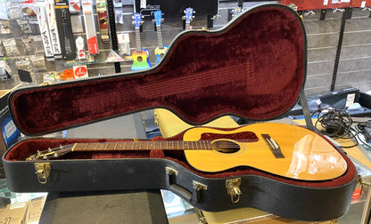 USED 1995 Guild F-30 Orchestra Model Natural Gloss Finish Acoustic-Electric Guitar with Original Hardshell Case