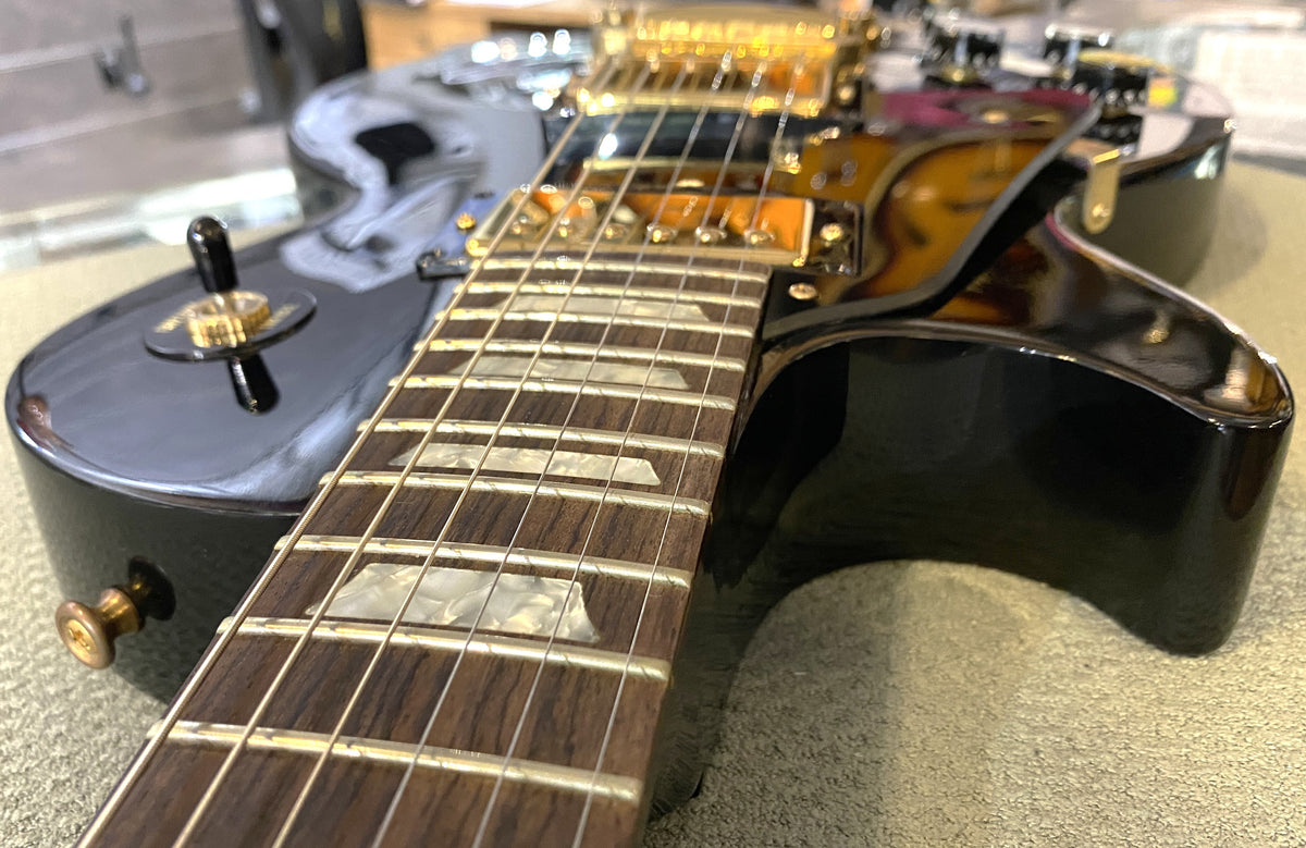 USED 2004 Gibson Les Paul Studio Gloss Ebony Finish Left-Handed Electric Guitar with Original Hardshell Case