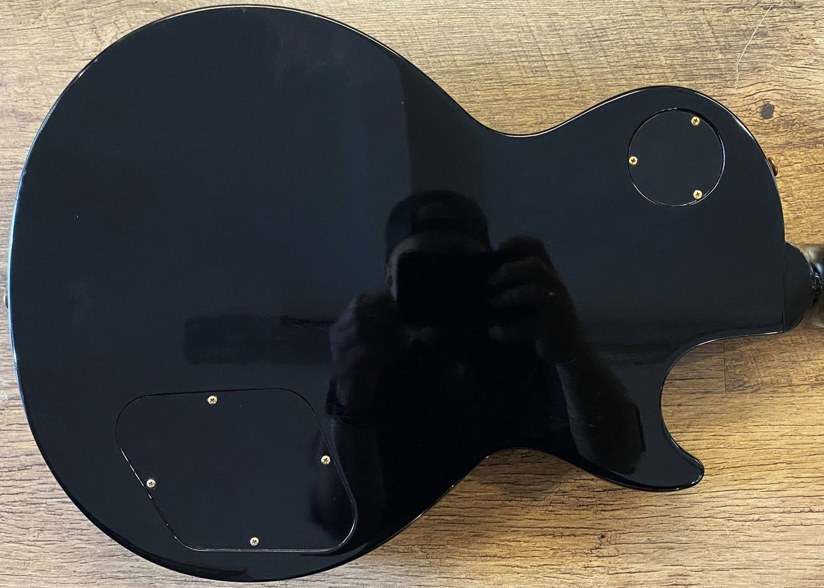 USED 2004 Gibson Les Paul Studio Gloss Ebony Finish Left-Handed Electric Guitar with Original Hardshell Case