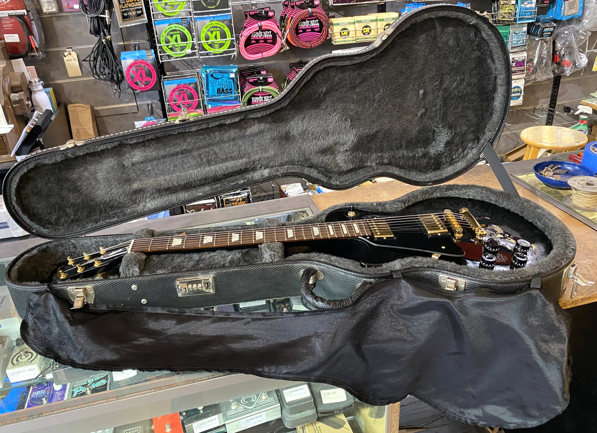 USED 2004 Gibson Les Paul Studio Gloss Ebony Finish Left-Handed Electric Guitar with Original Hardshell Case