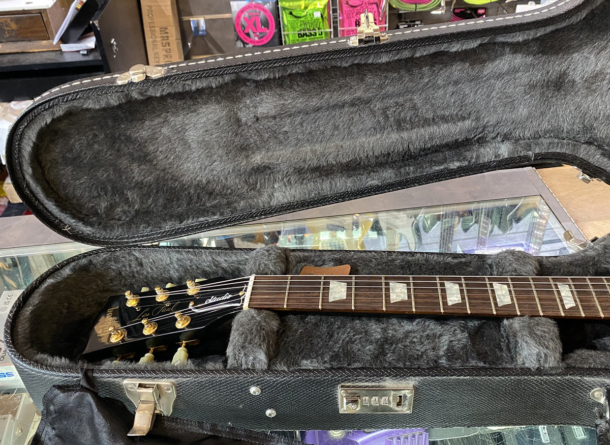 USED 2004 Gibson Les Paul Studio Gloss Ebony Finish Left-Handed Electric Guitar with Original Hardshell Case