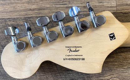 USED 2005 Fender Squier Standard Series Limited Edition Icehouse Stratocaster Gloss Silver Finish Electric Guitar