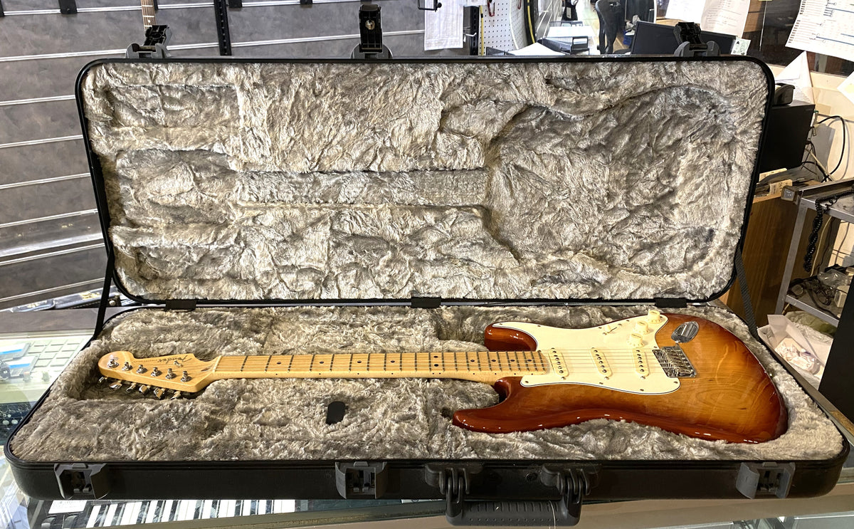 USED 2017 Fender American Professional Stratocaster Gloss Sienna Sunburst Finish Electric Guitar with Original Hardshell Case