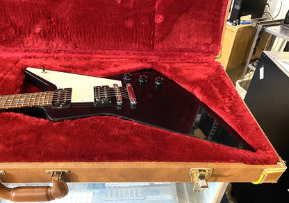 USED 2017 Gibson Explorer T Gloss Ebony Finish Electric Guitar with Original Hardshell Case