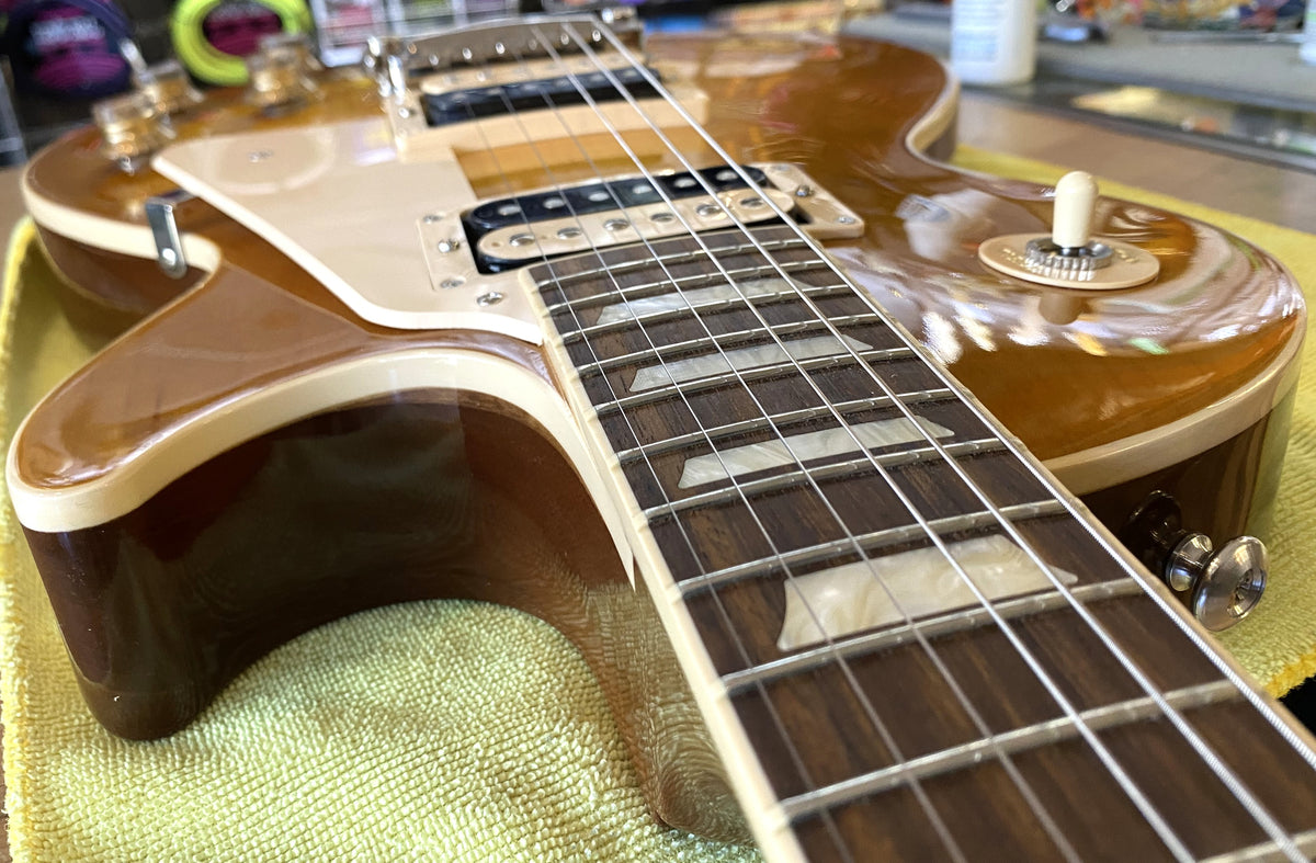 USED 2021 Gibson Les Paul Classic Gloss Honeyburst Finish Electric Guitar with Original Hardshell Case