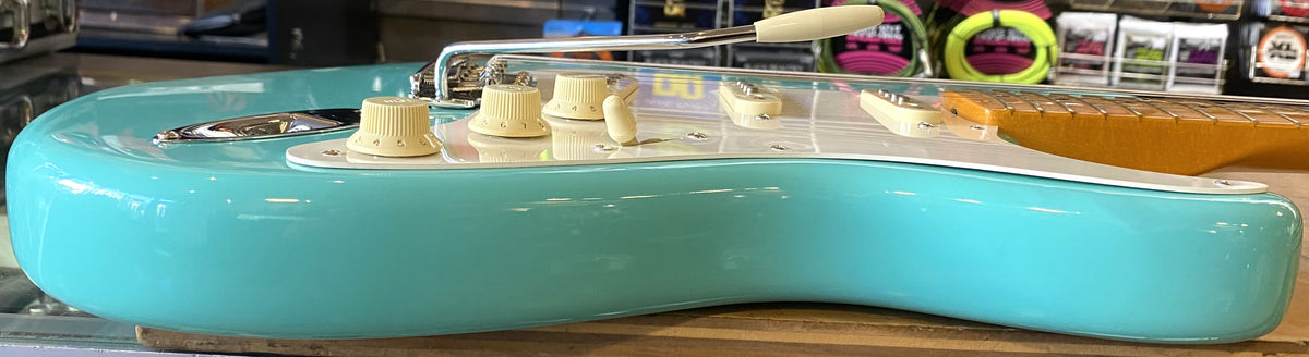 USED 2025 Fender American Vintage II '57 Stratocaster Gloss Sea Foam Green Electric Guitar with Original Case