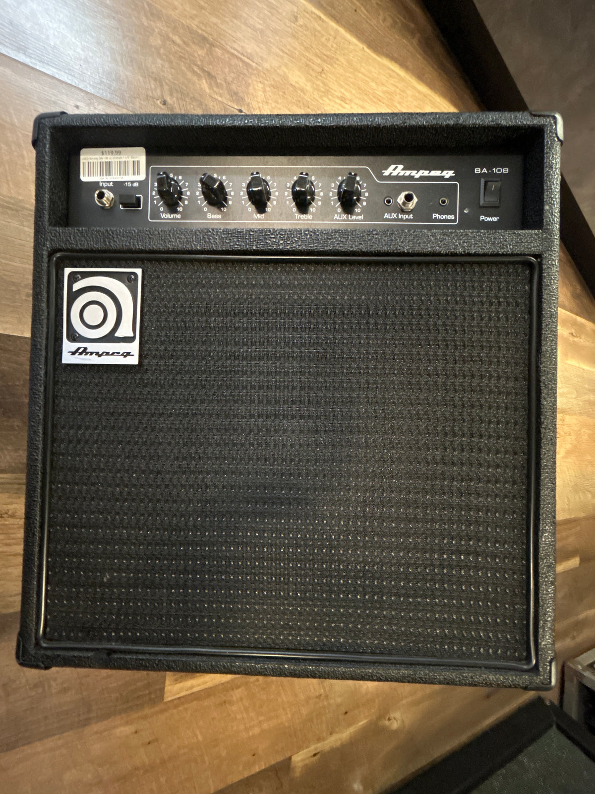 USED Ampeg BA-108 v2 20-Watt 1 x 8" Electric Bass Guitar Practice Amplifier