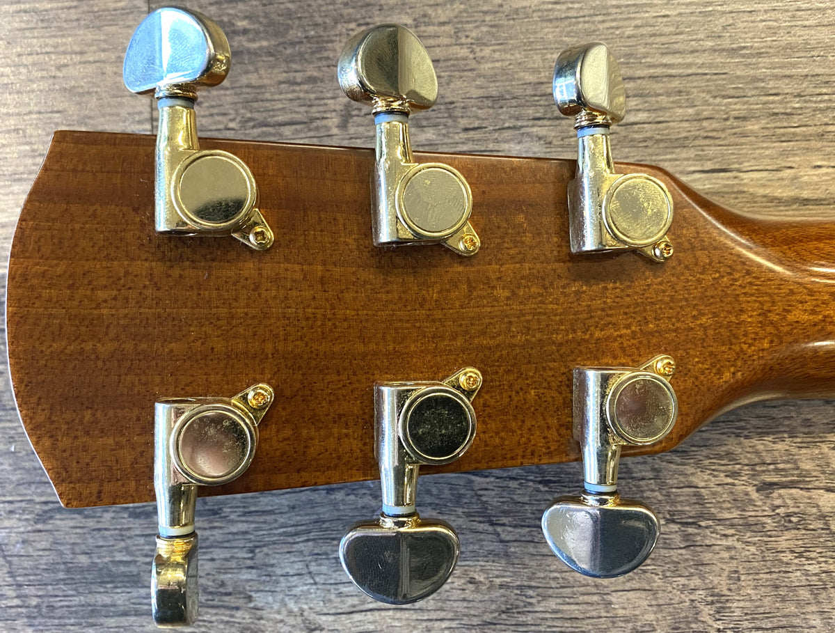 USED Alvarez PD-80SC Natural Gloss Finish Dreadnought Cutaway Acoustic-Electric Guitar
