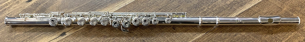 USED Gemeinhardt 2SP Silver-plated Closed-hole Student Model Flute with Original Case