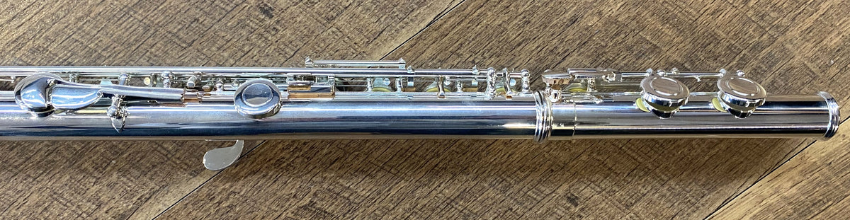 USED Gemeinhardt 2SP Silver-plated Closed-hole Student Model Flute with Original Case
