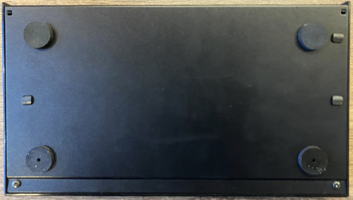 Korg M3R AI Synthesis Digital Synthesizer Rackmount Module and Korg RE1 Remote Editor with 8-Pin Cable