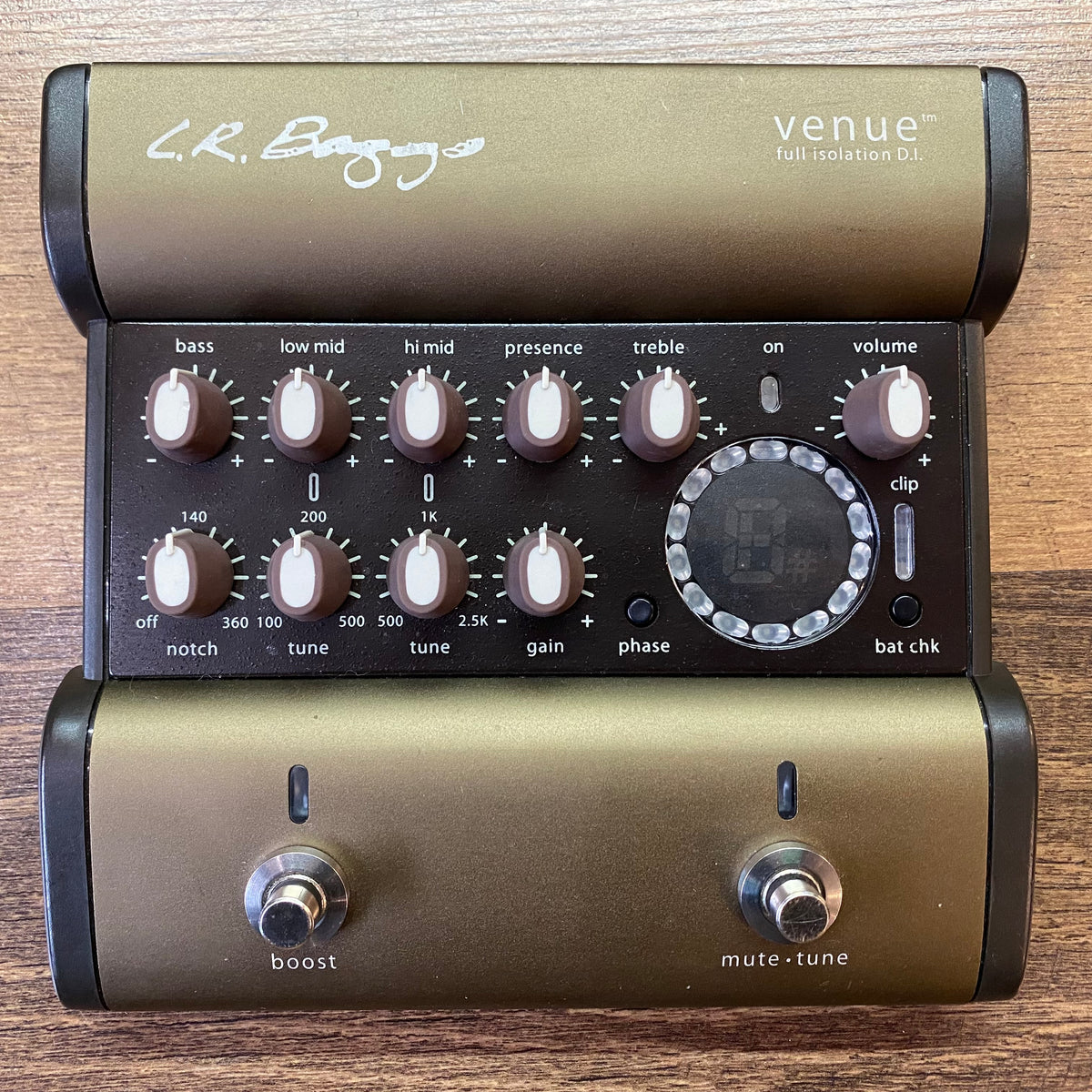 USED L.R. Baggs Venue DI Acoustic-Electric Guitar Preamp/DI/EQ/Tuner Pedal