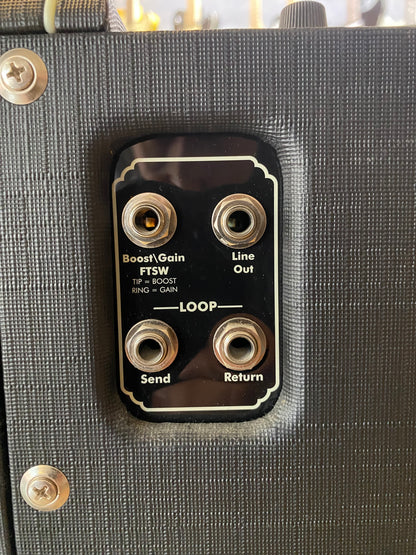 USED Supro 1812R Blues King 12 15-Watt 1 x 12" Electric Guitar Combo Amplifier