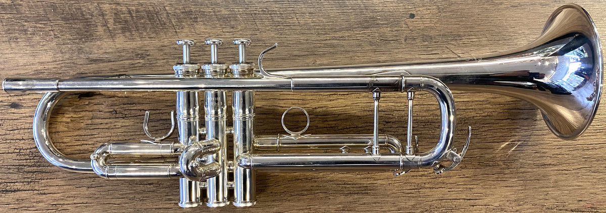 USED Yamaha YTR-8335S Xeno Series Silver-Plated Bb Trumpet w/ Original Case