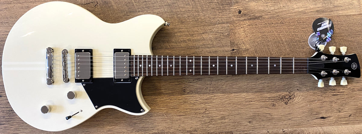 Yamaha Revstar Element RSE20 Gloss Vintage White Finish Electric Guitar