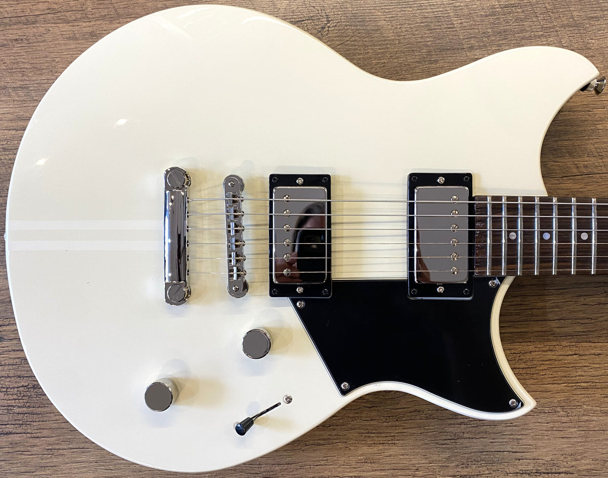 Yamaha Revstar Element RSE20 Gloss Vintage White Finish Electric Guitar
