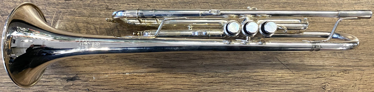 USED Yamaha YTR-8335S Xeno Series Silver-Plated Bb Trumpet w/ Original Case